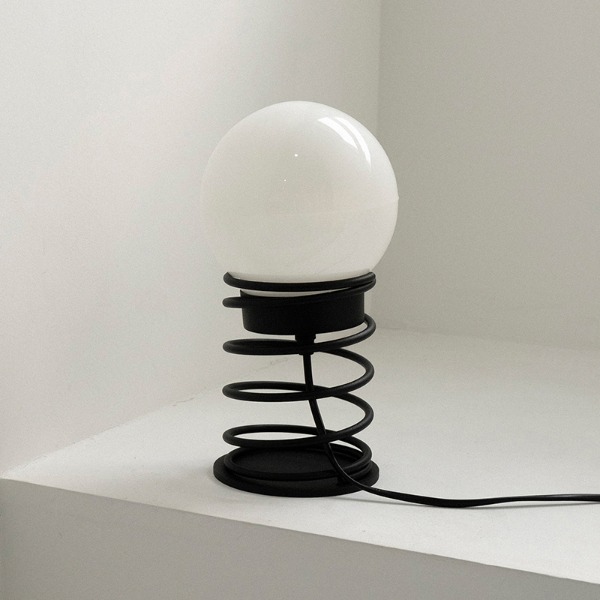 FF COLLECTIVE MOON SPIRAL TABLE LAMP - BLACK